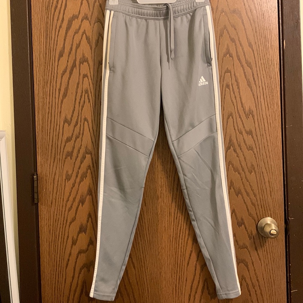 ESSENTIALS FRENCH TERRY 3-STRIPES PANTS